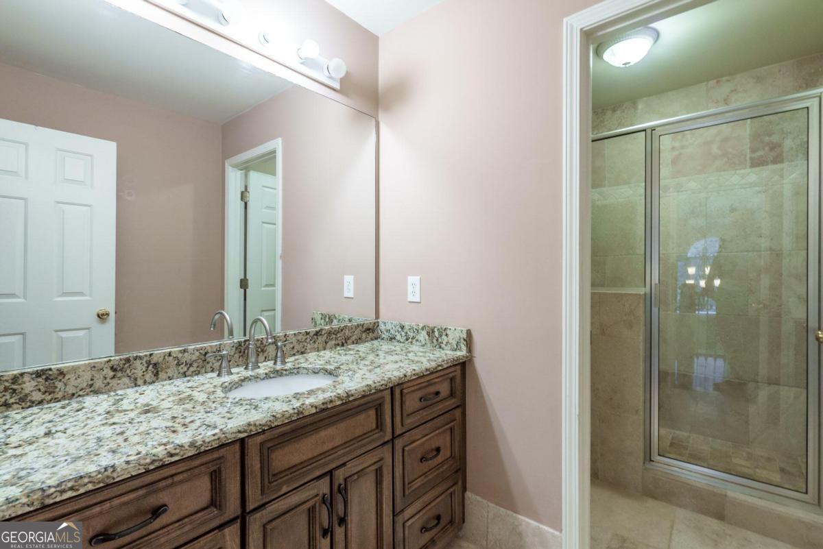 2505 Westchester Way Property Photo 52