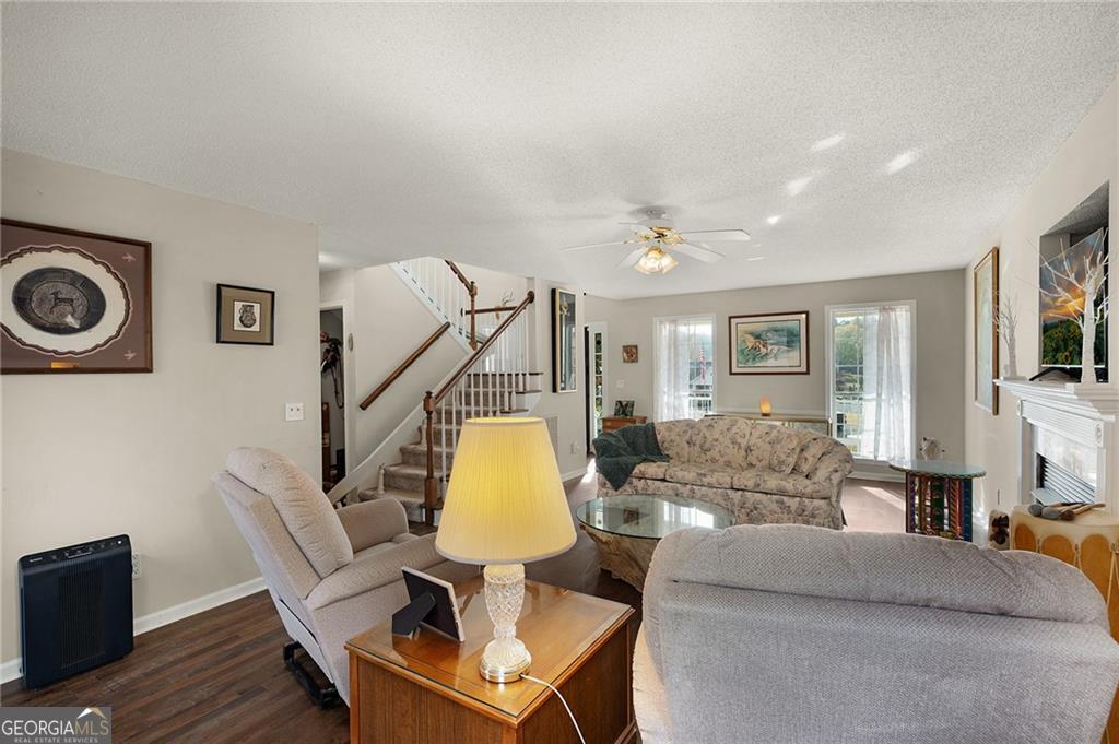 206 Charles Drive Ne Property Photo 9