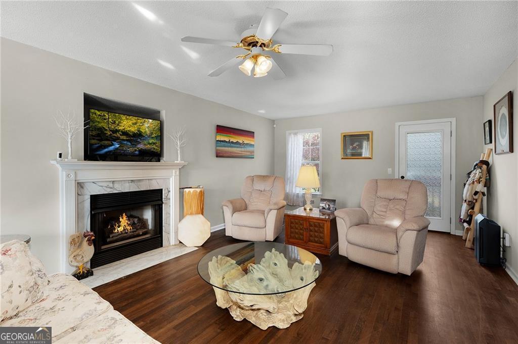 206 Charles Drive Ne Property Photo 13