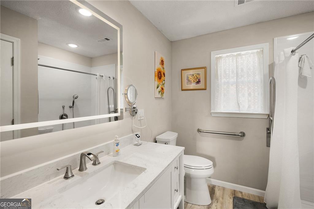 206 Charles Drive Ne Property Photo 31