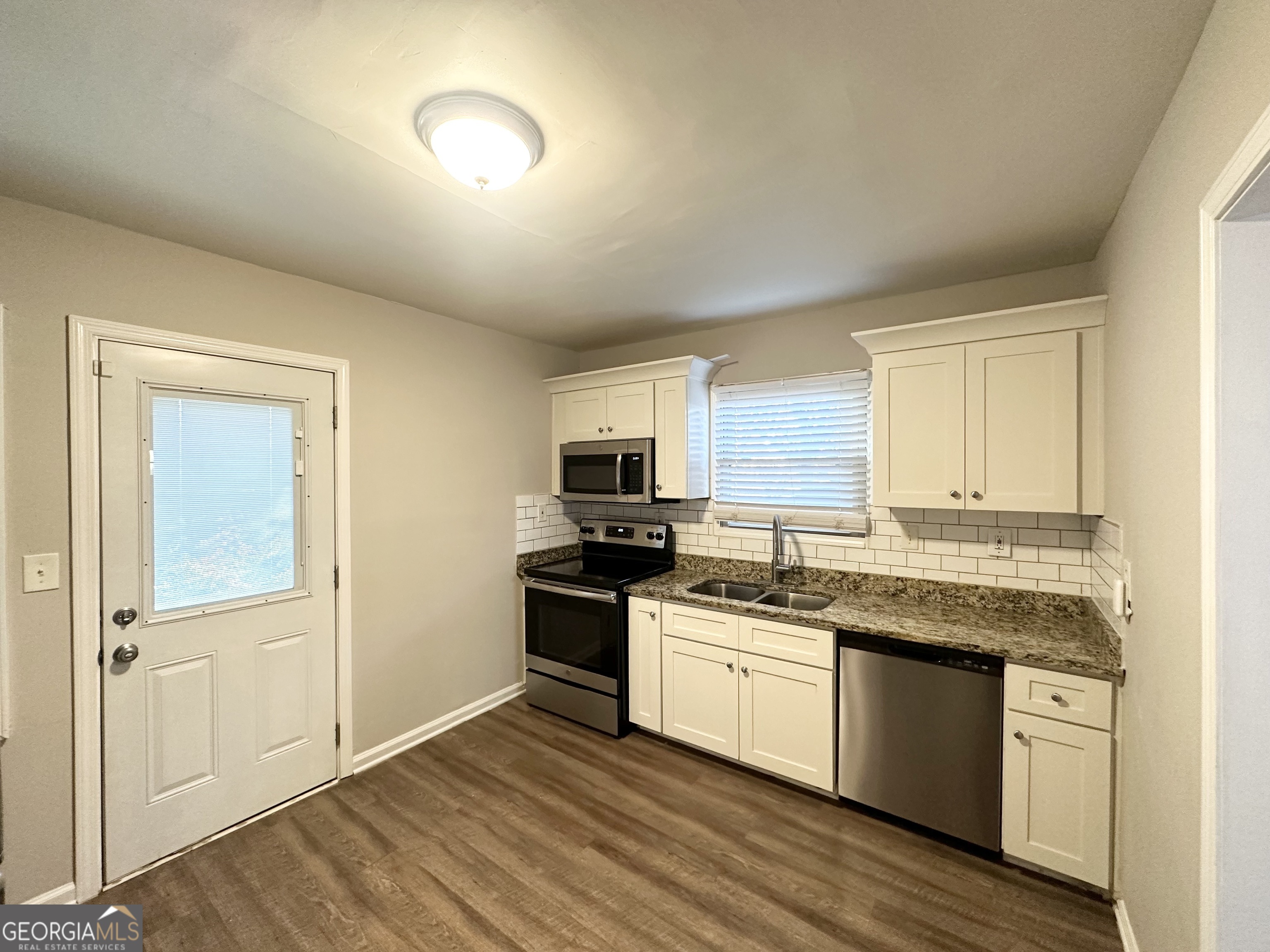 2228 Sw Springdale Circle Property Photo 5