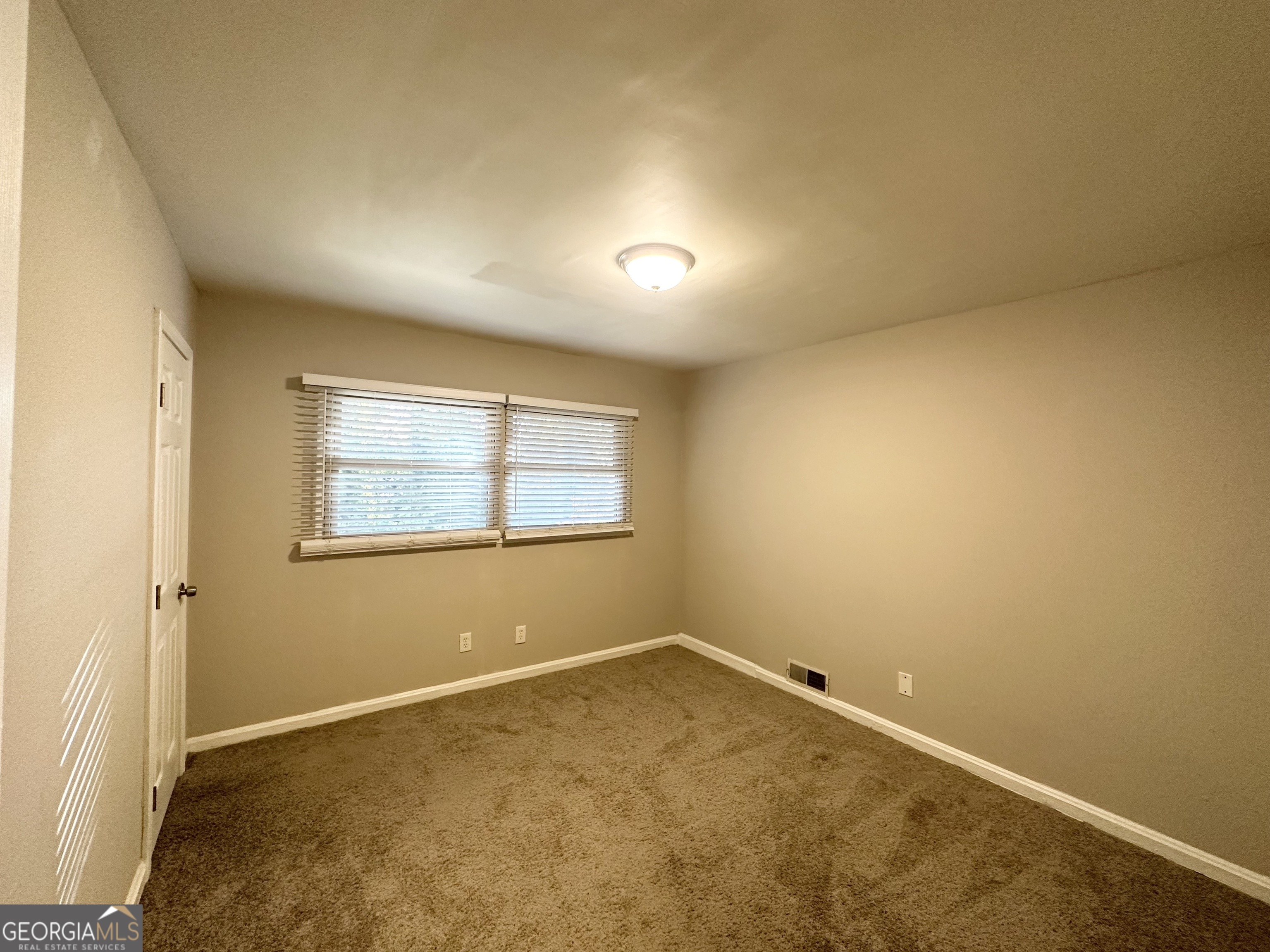 2228 Sw Springdale Circle Property Photo 7