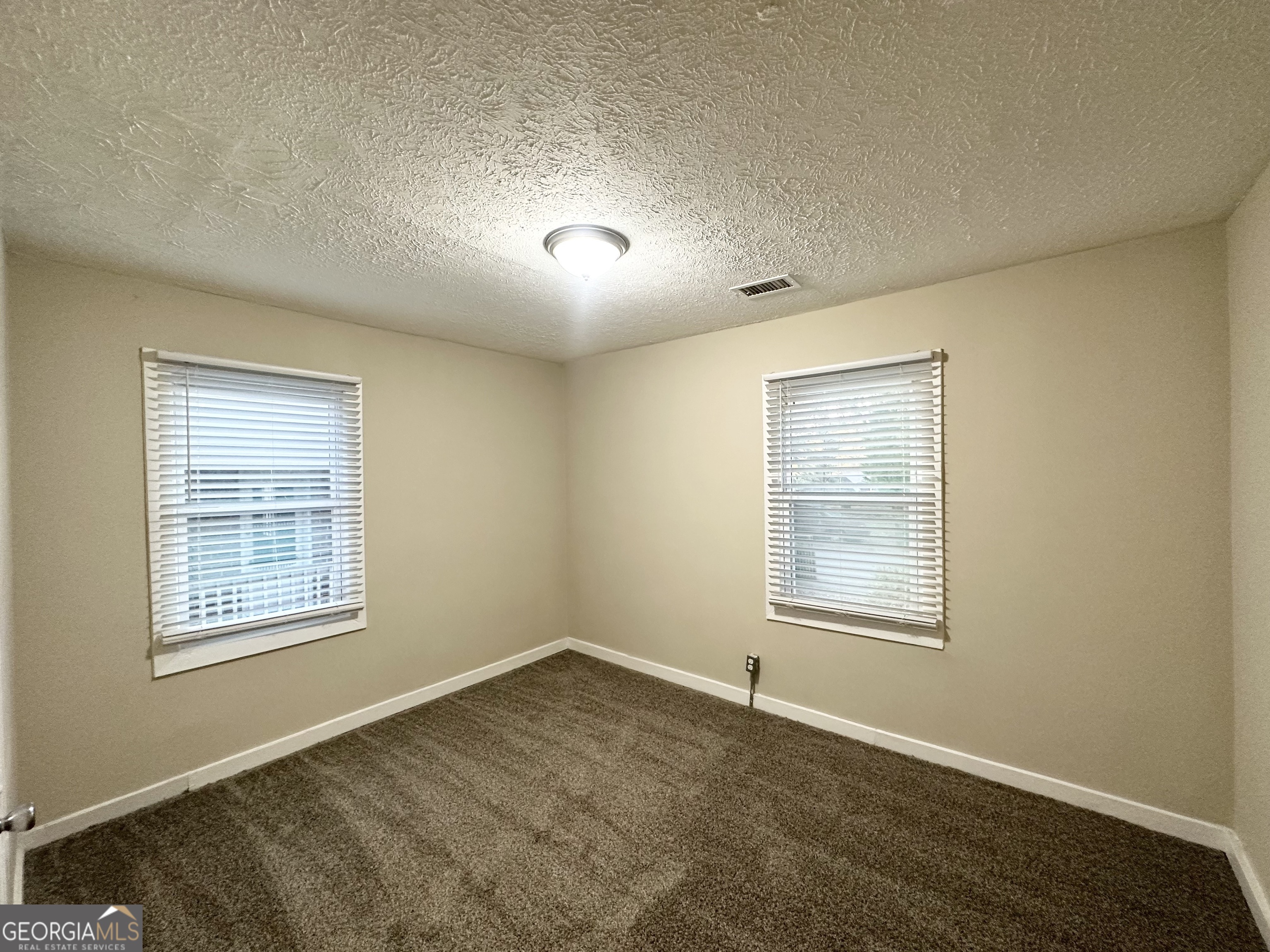 1327 Sharon Street Nw Property Photo 12