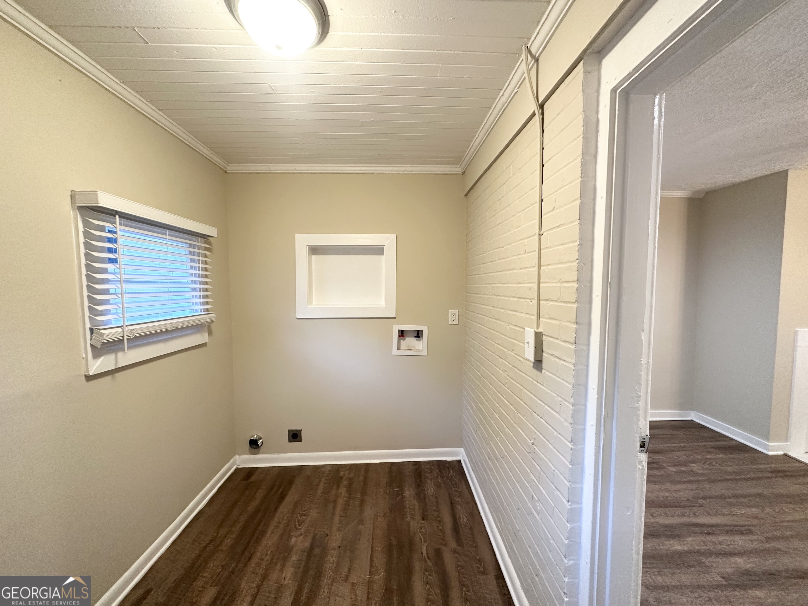 1327 Sharon Street Nw Property Photo 14