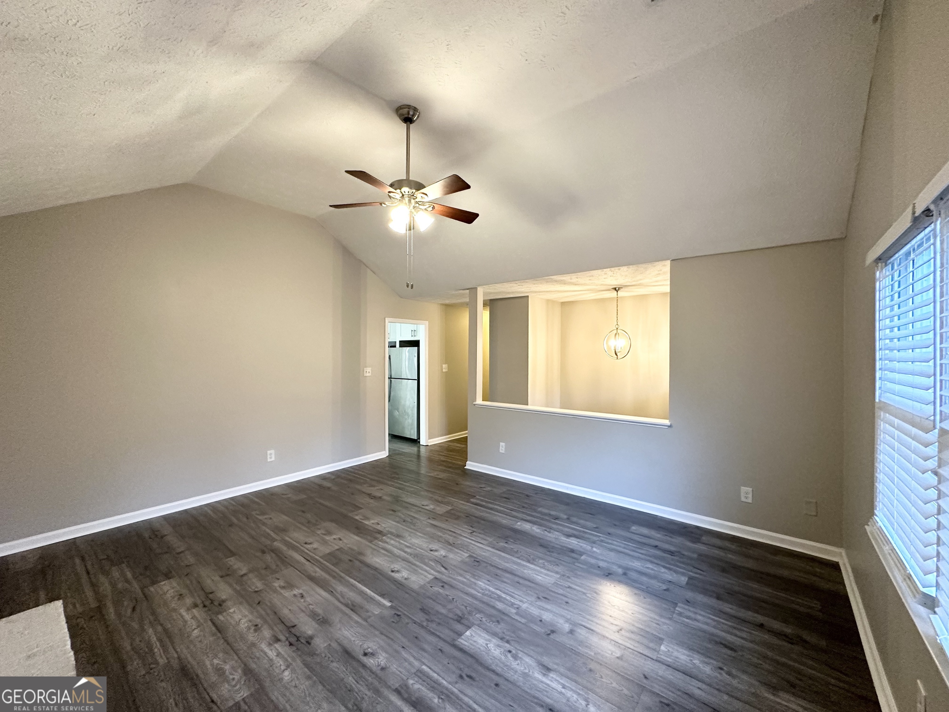 55 Stone Creek Drive Property Photo 4