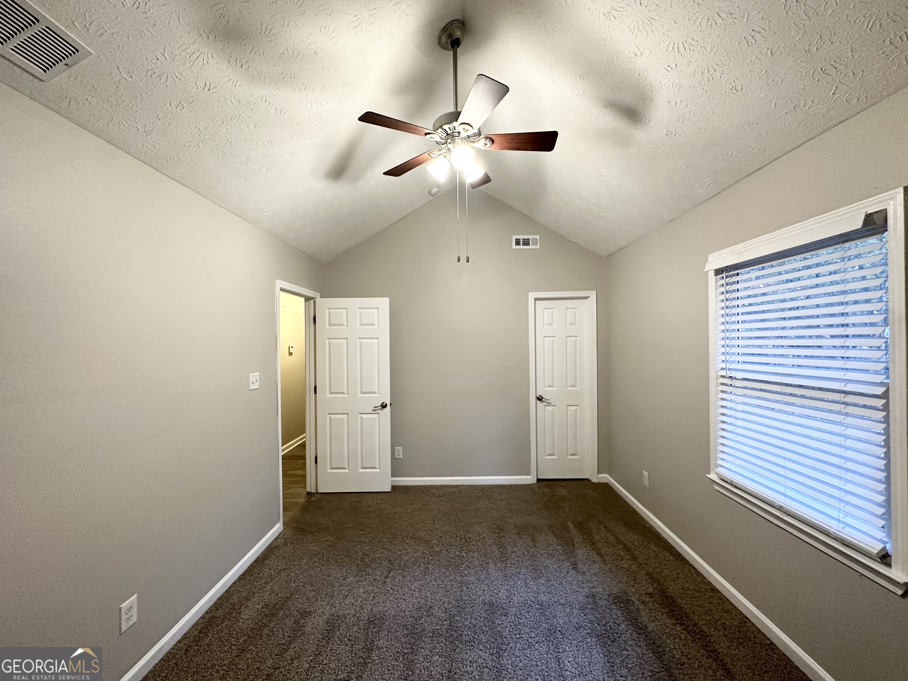 55 Stone Creek Drive Property Photo 14