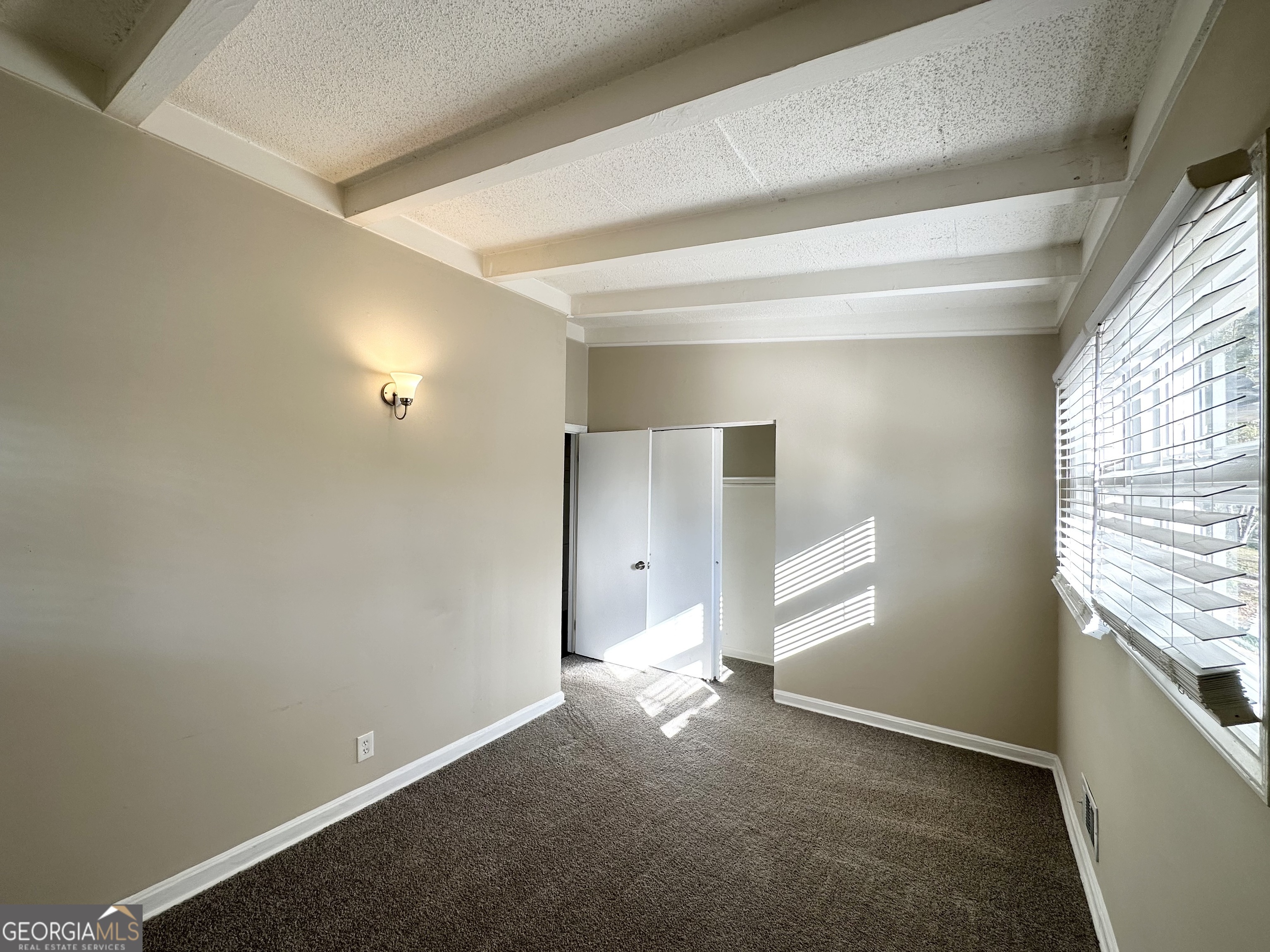 3010 Pasadena Drive Property Photo 12
