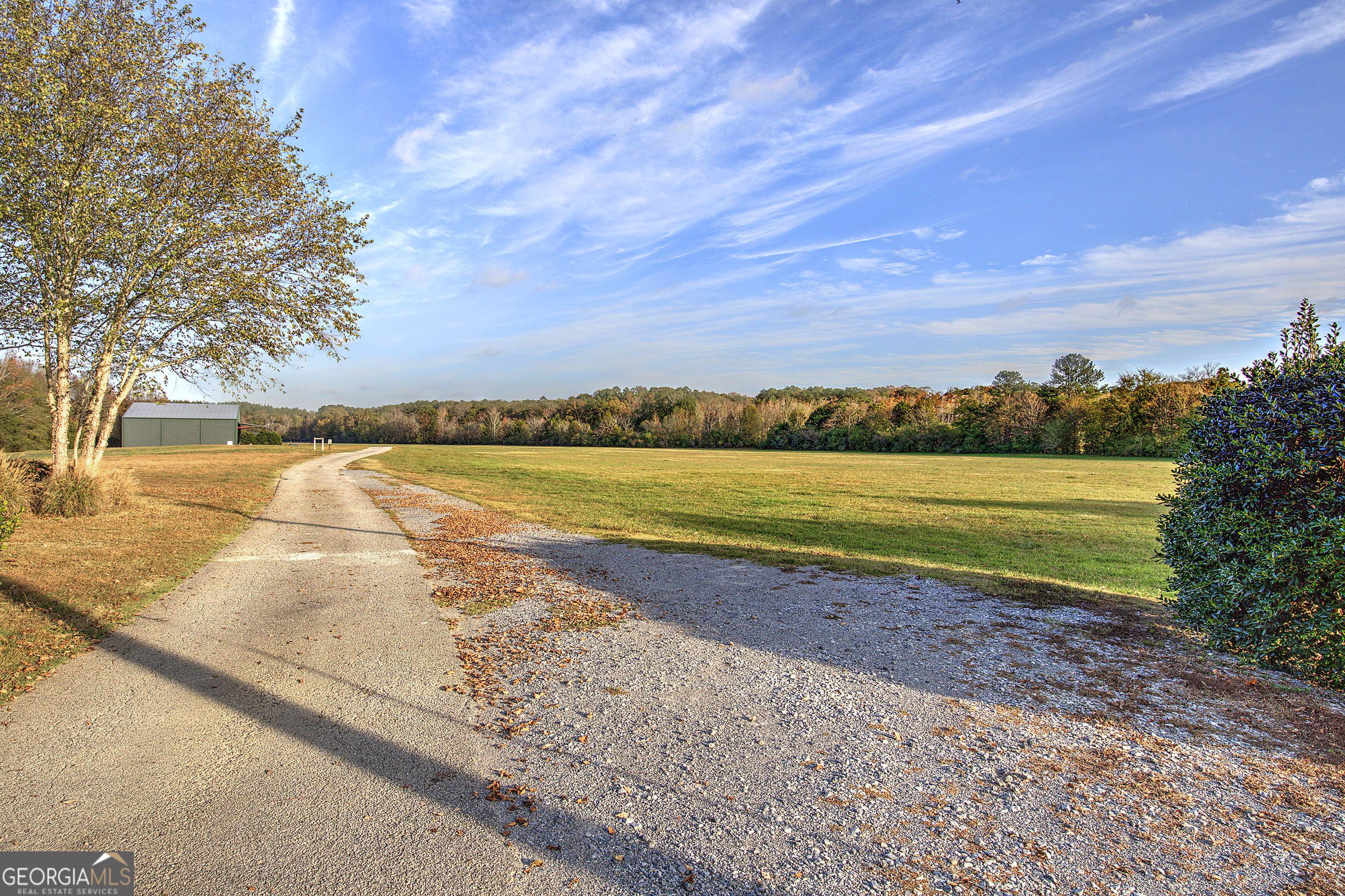 1195 Grady Road Property Photo 5