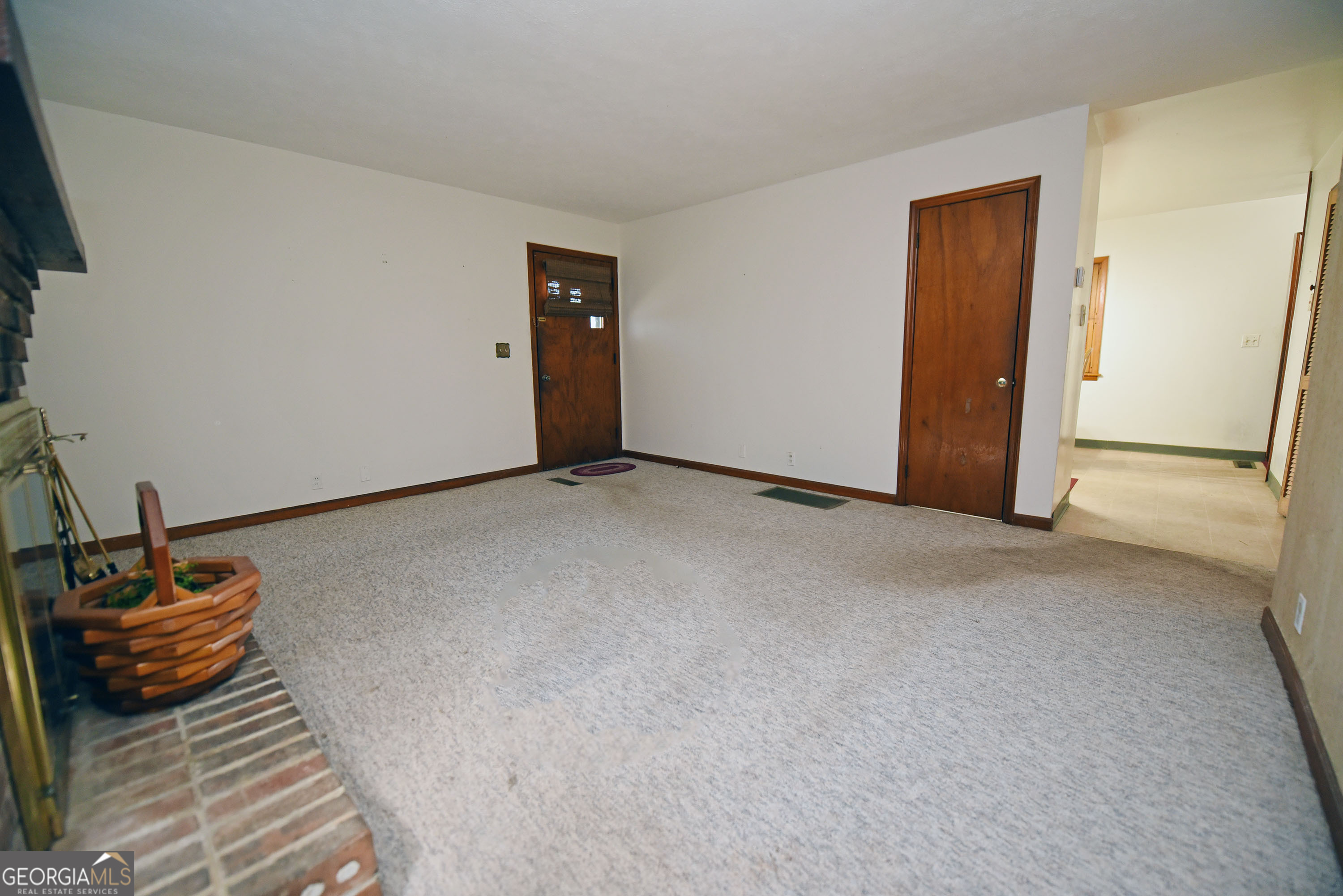 33 Dover Road Property Photo 7