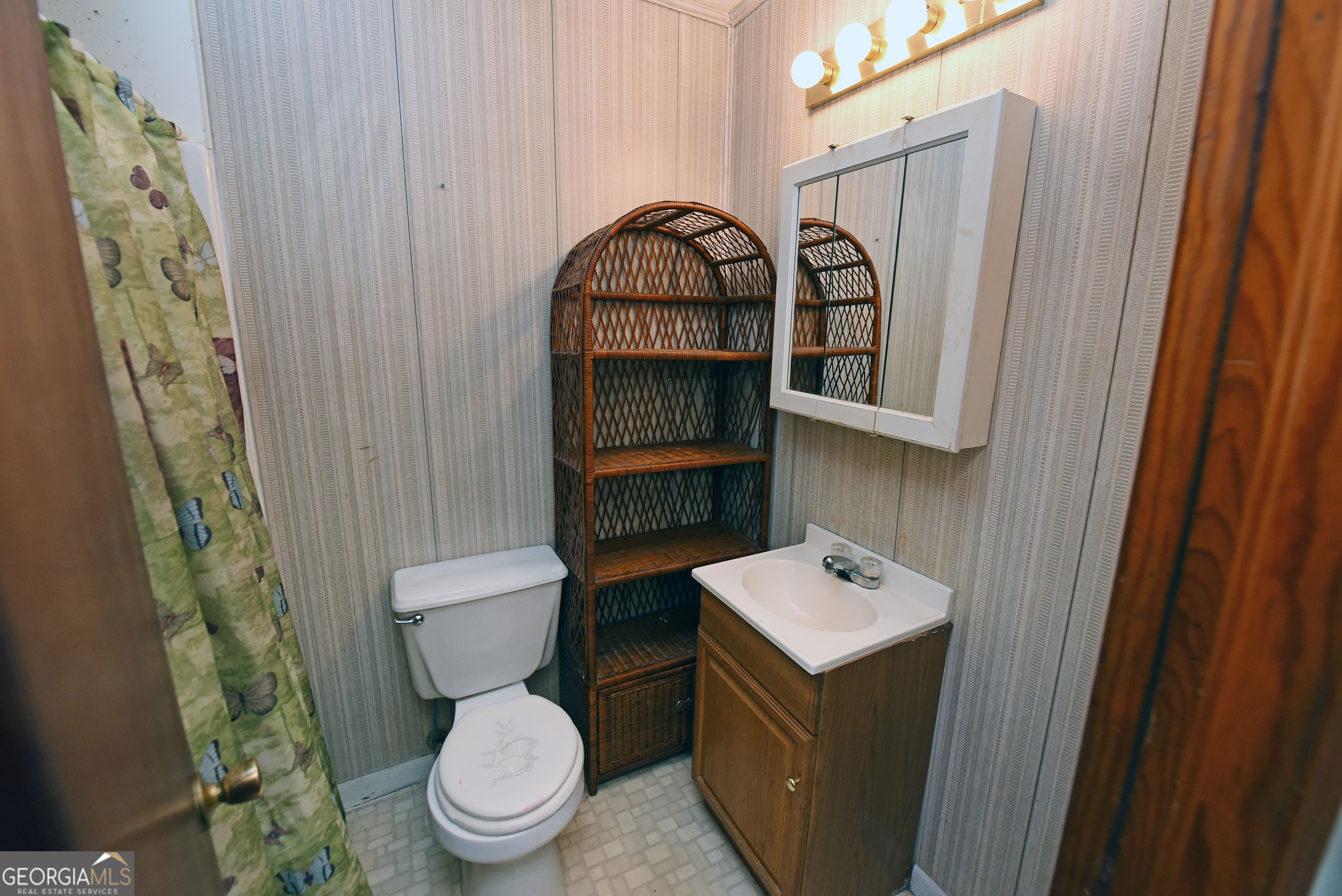 33 Dover Road Property Photo 21