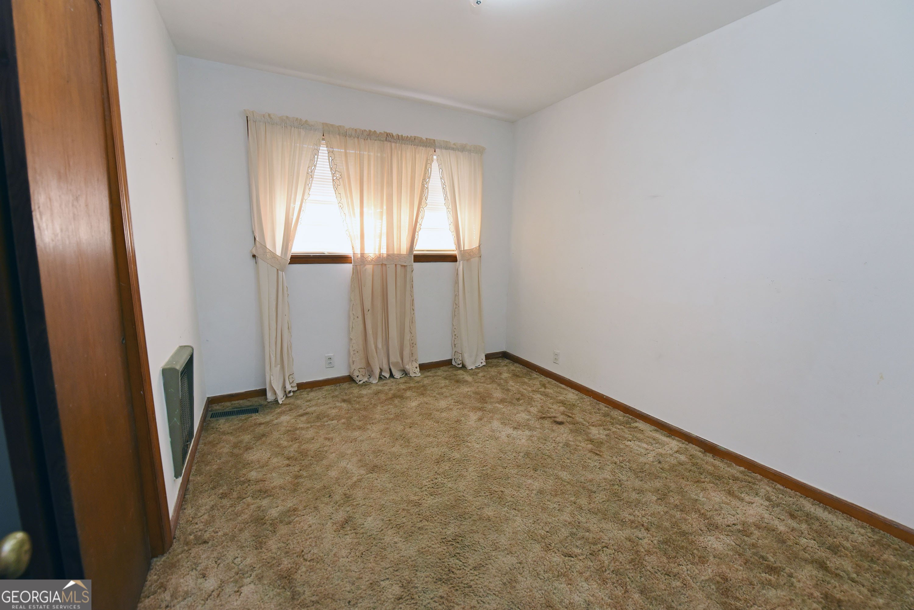 33 Dover Road Property Photo 22