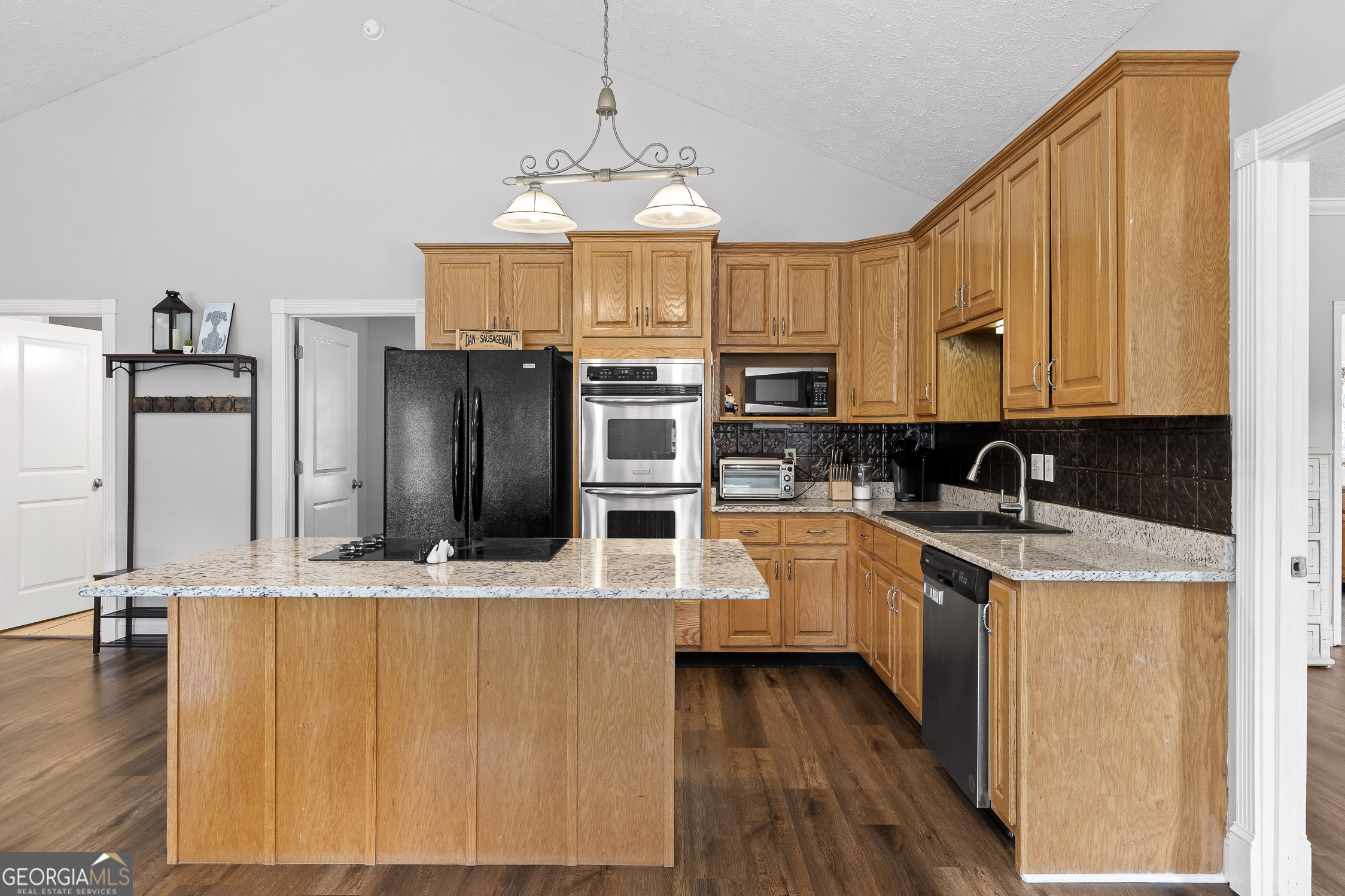 215 Morgan Road Property Photo 12