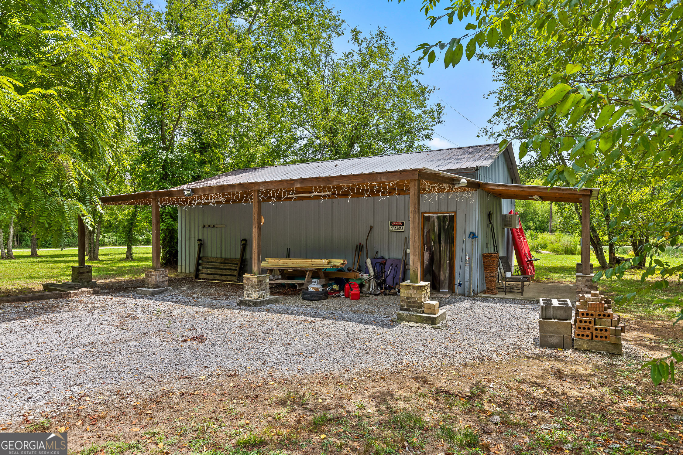 215 Morgan Road Property Photo 36