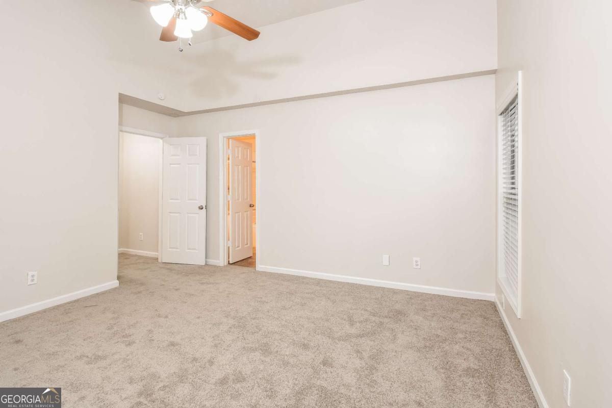 949 Heartwood Circle Property Photo 15