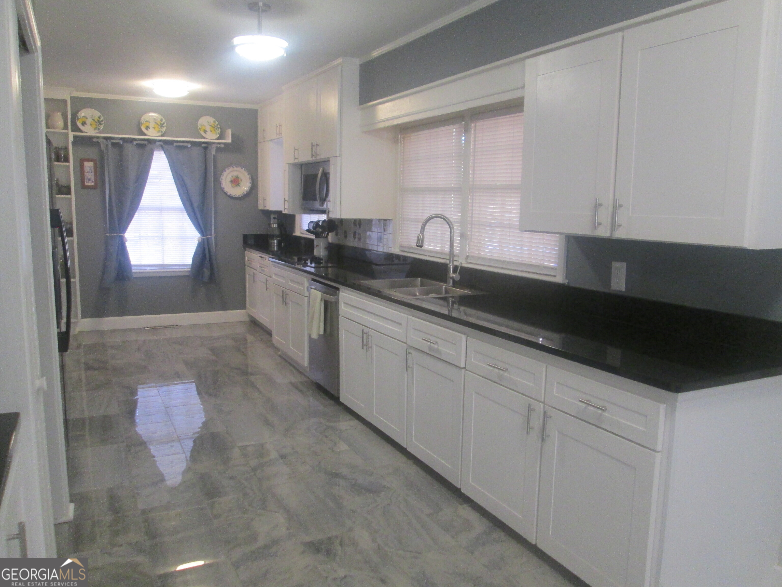 181 Brookside Drive Property Photo 14