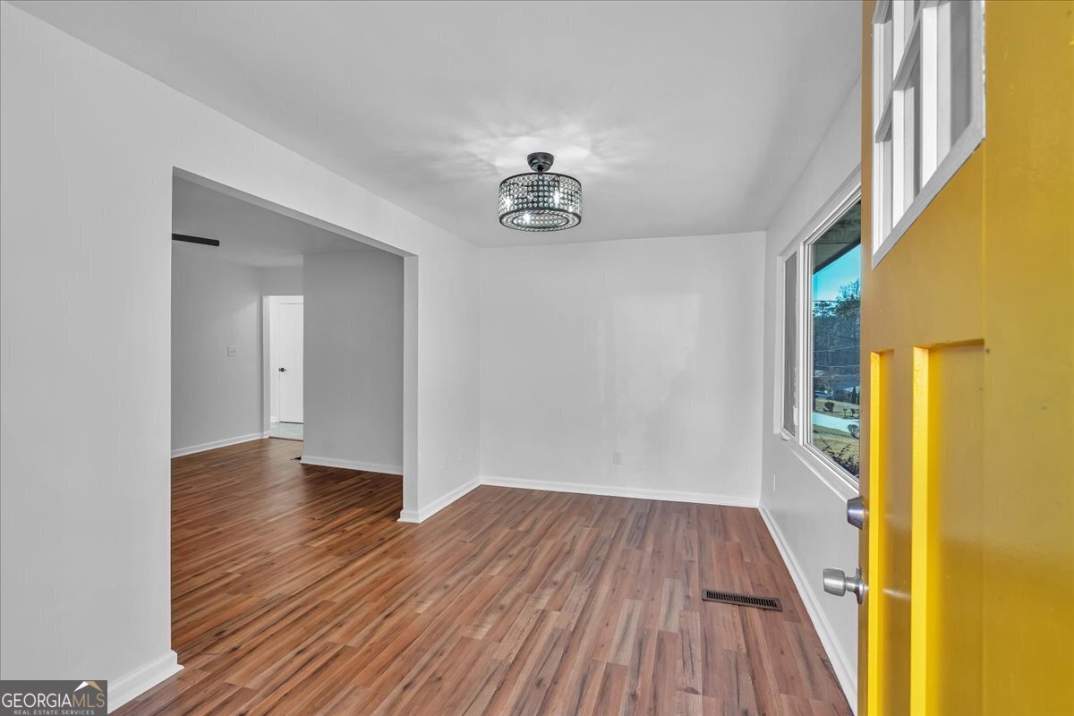 2142 Cloverdale Drive Se Property Photo 18