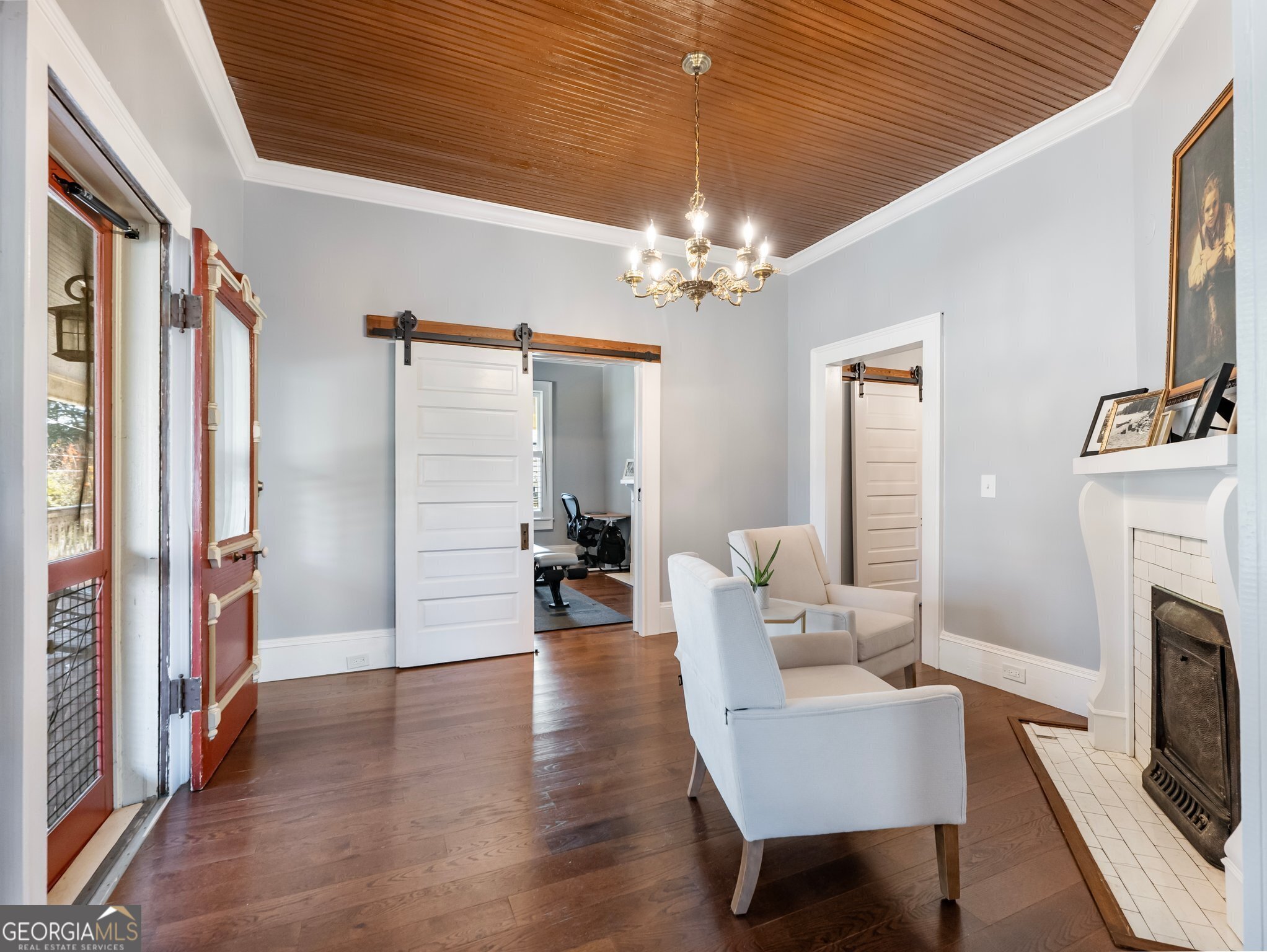 249 Martin Street Property Photo 6