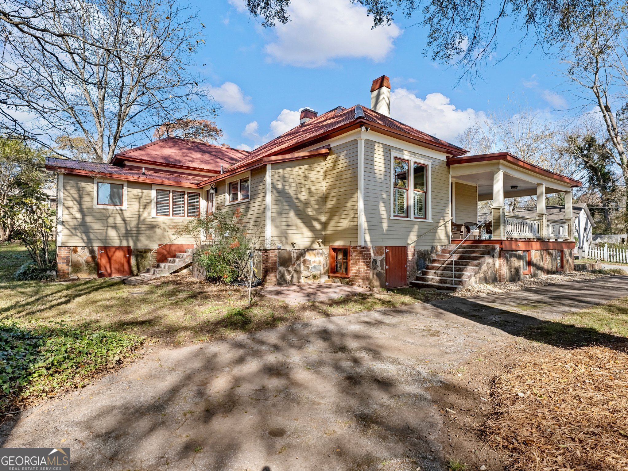249 Martin Street Property Photo 41