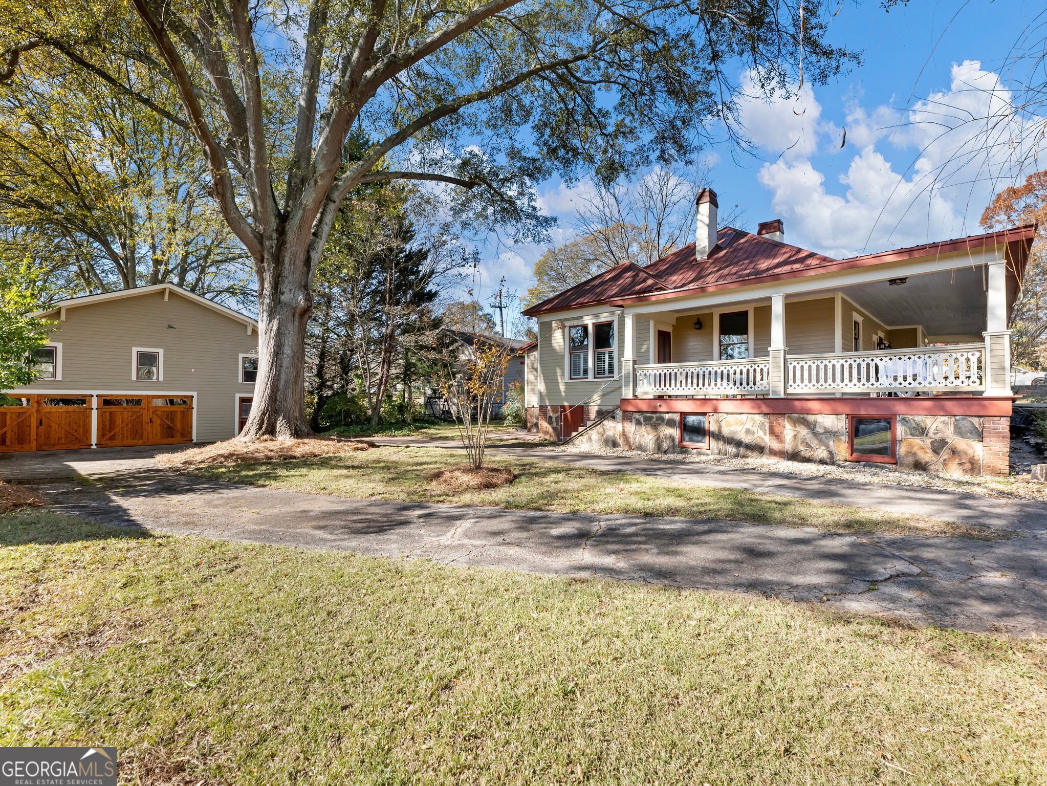 249 Martin Street Property Photo 42