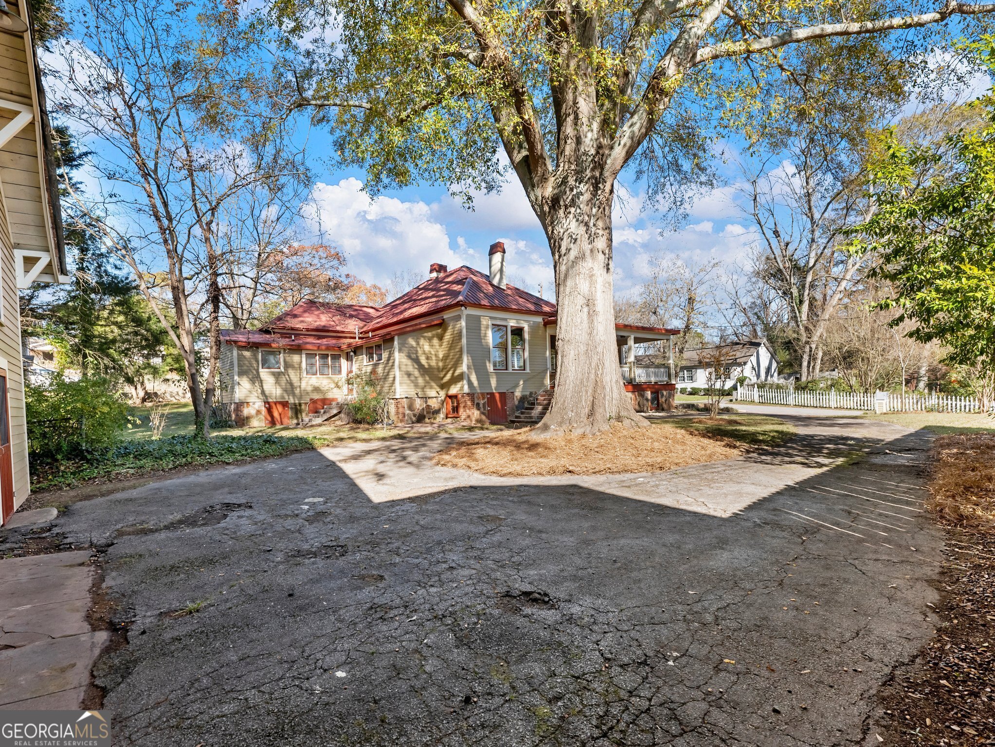 249 Martin Street Property Photo 47