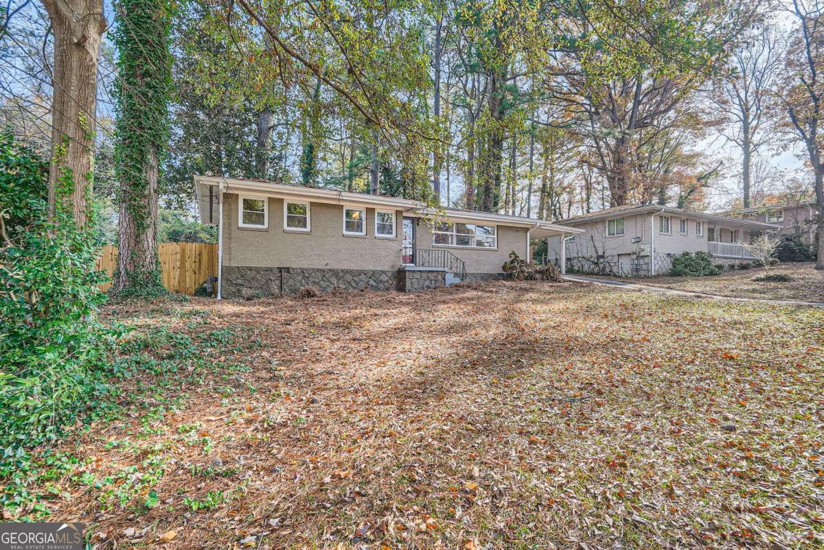 1374 Margarette Drive Property Photo 4