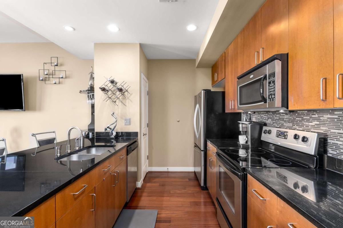 565 Peachtree Street Ne # 1209 Property Photo 14