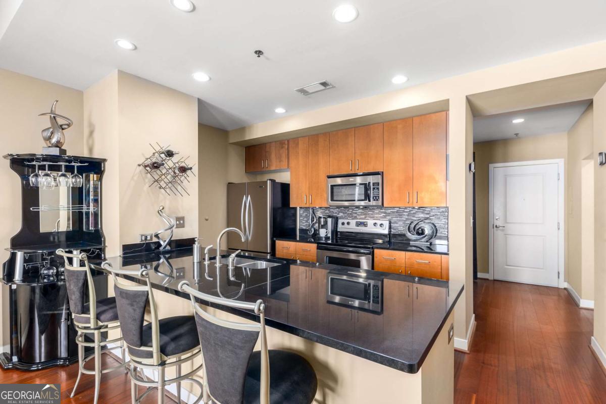 565 Peachtree Street Ne # 1209 Property Photo 15