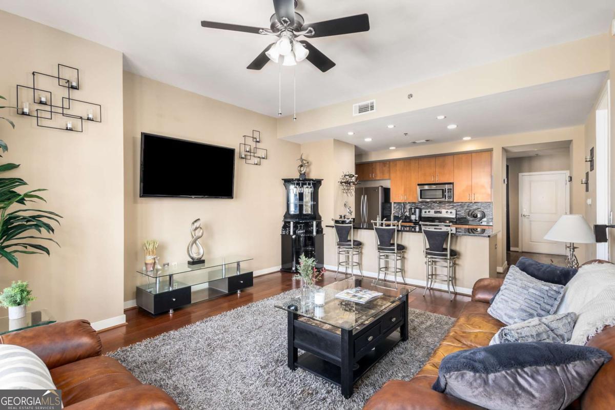 565 Peachtree Street Ne # 1209 Property Photo 20