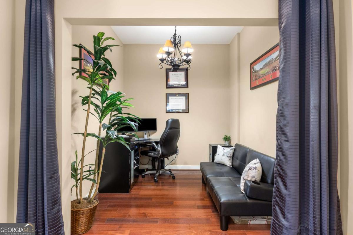 565 Peachtree Street Ne # 1209 Property Photo 24