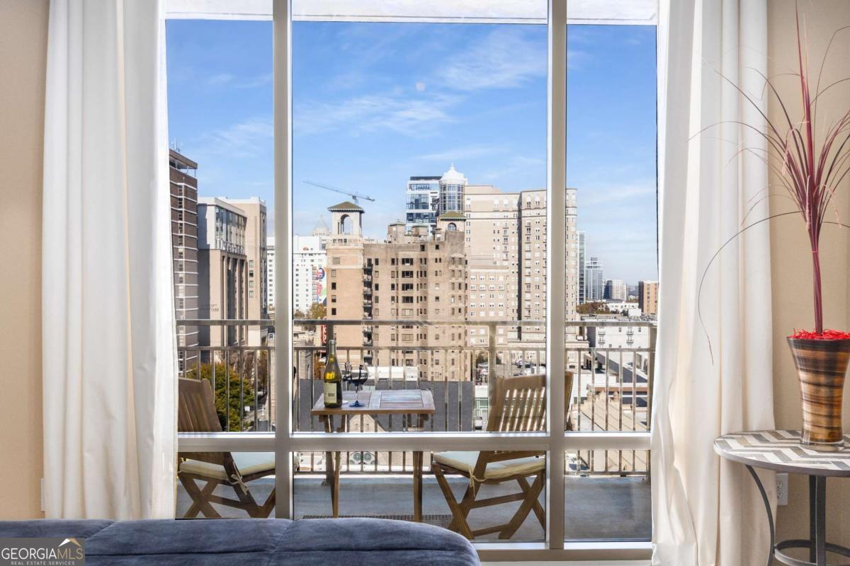 565 Peachtree Street Ne # 1209 Property Photo 32