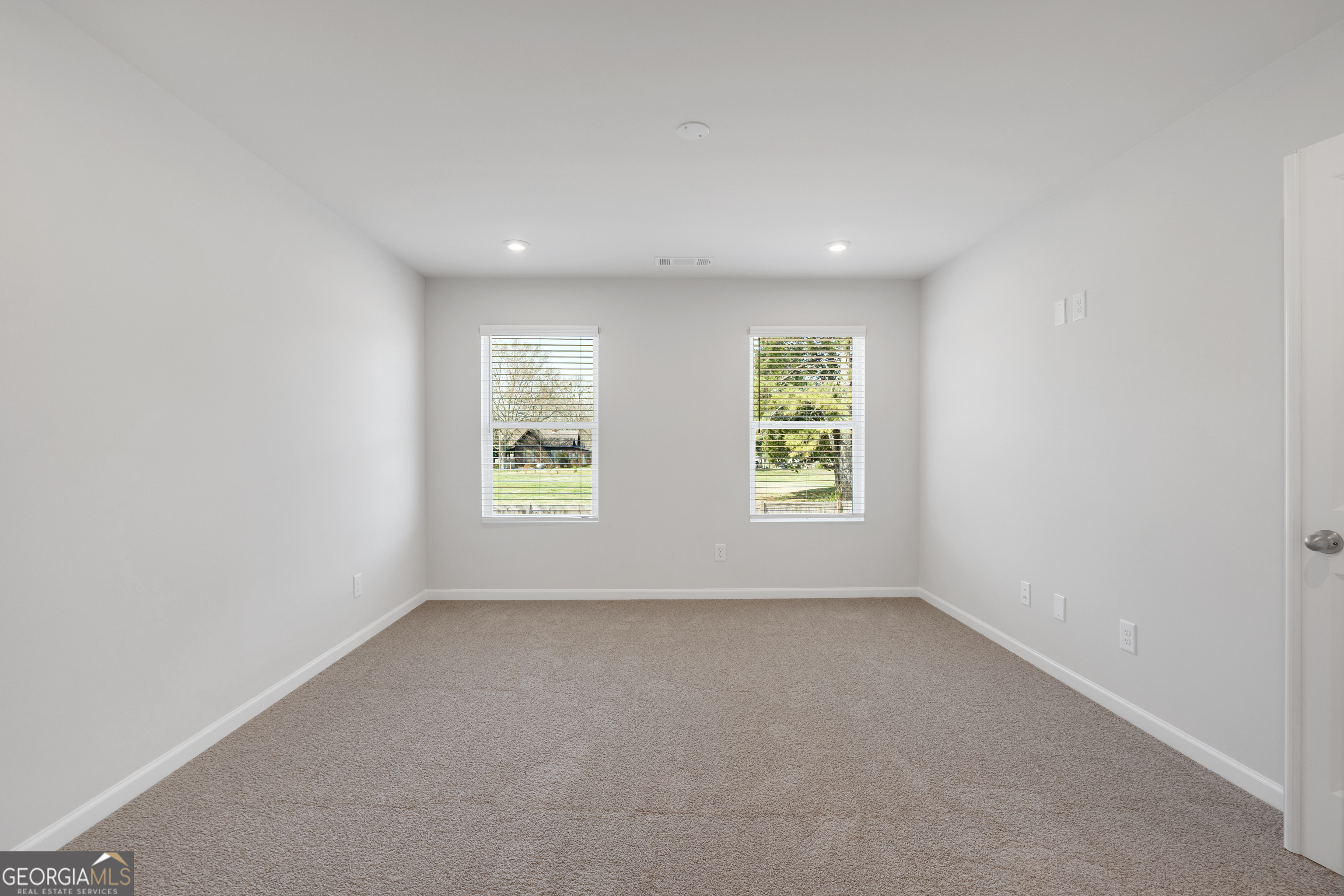 105 Village Green Drive # 171 Property Photo 30