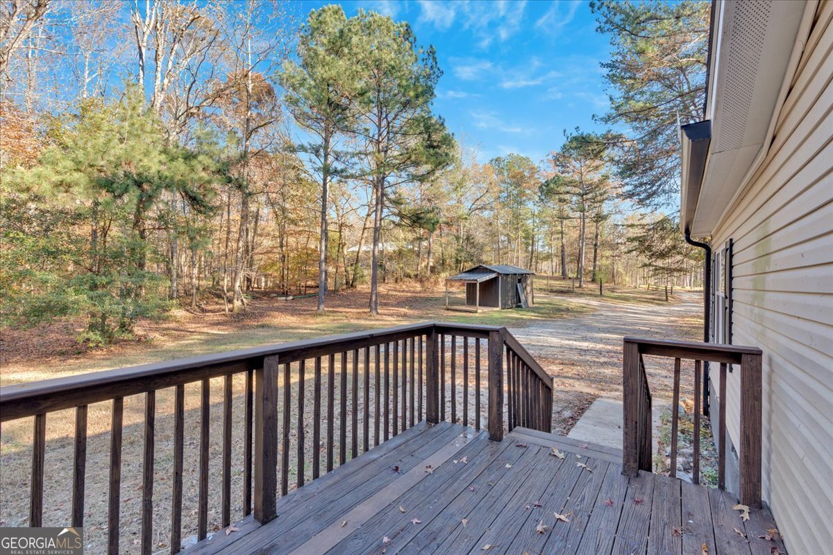 157 Reynolds Road Property Photo 6