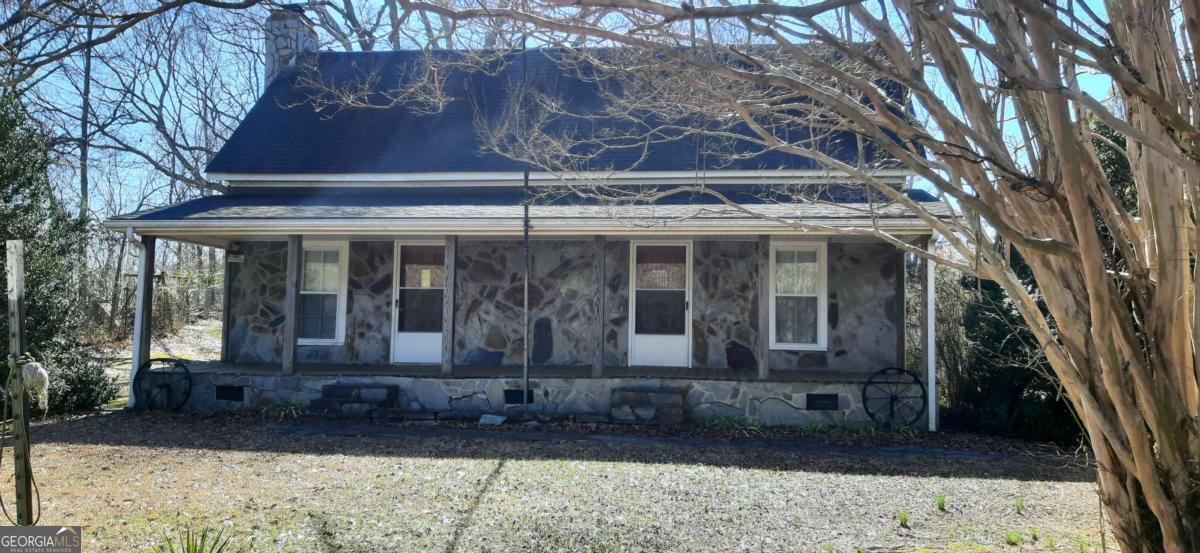 11953 Henderson Mountain Road Property Photo 2