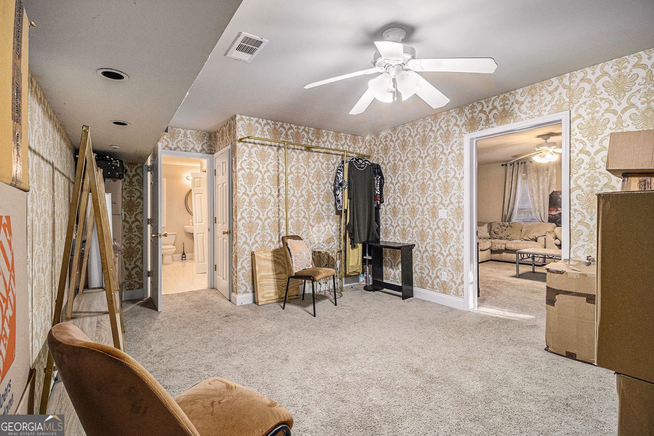 1054 Sunny Field Lane Property Photo 13