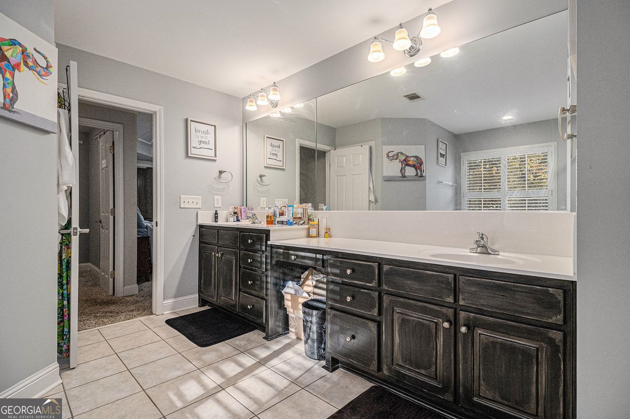 1054 Sunny Field Lane Property Photo 40