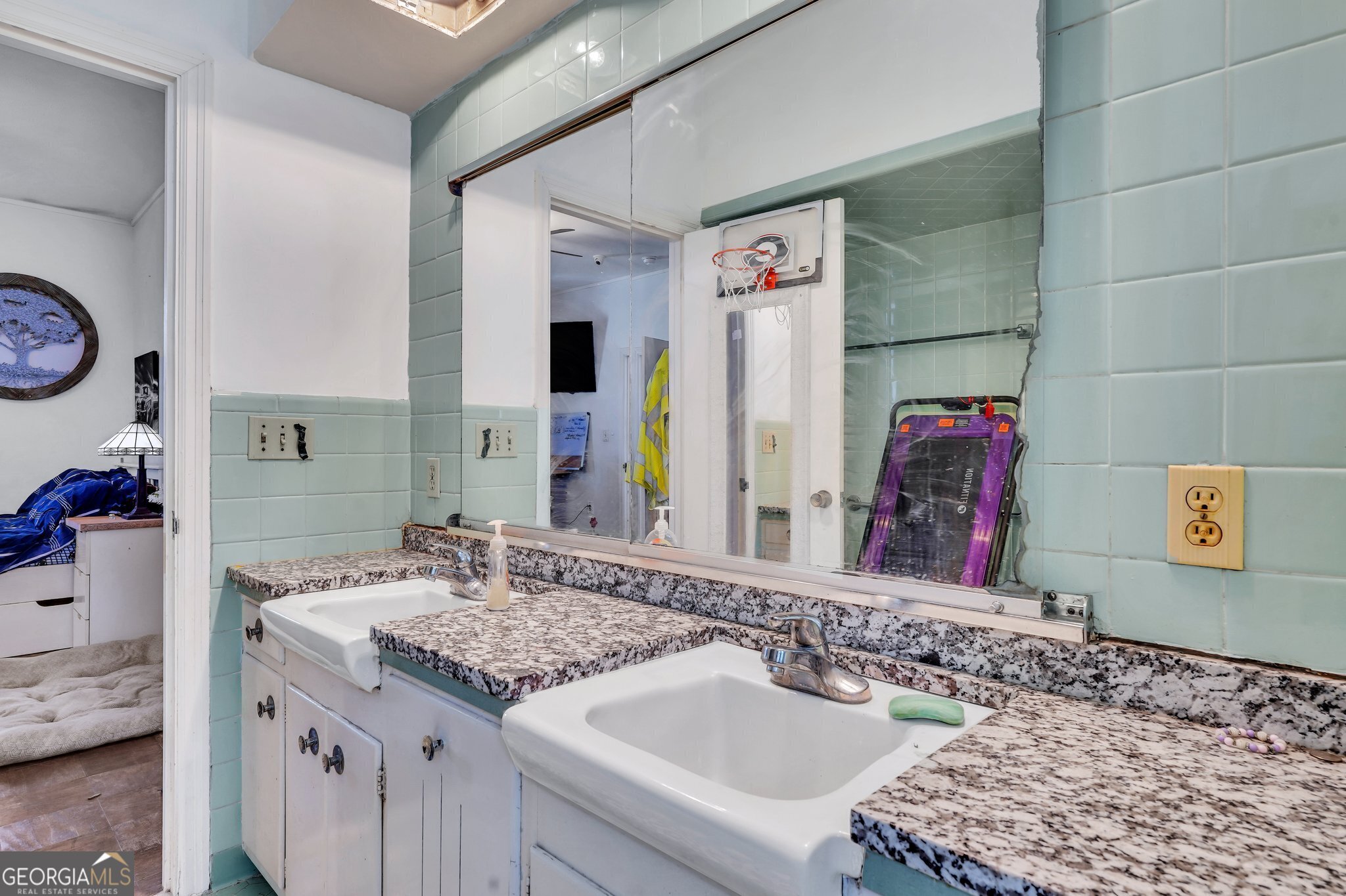 1203 Baltimore Avenue Property Photo 53