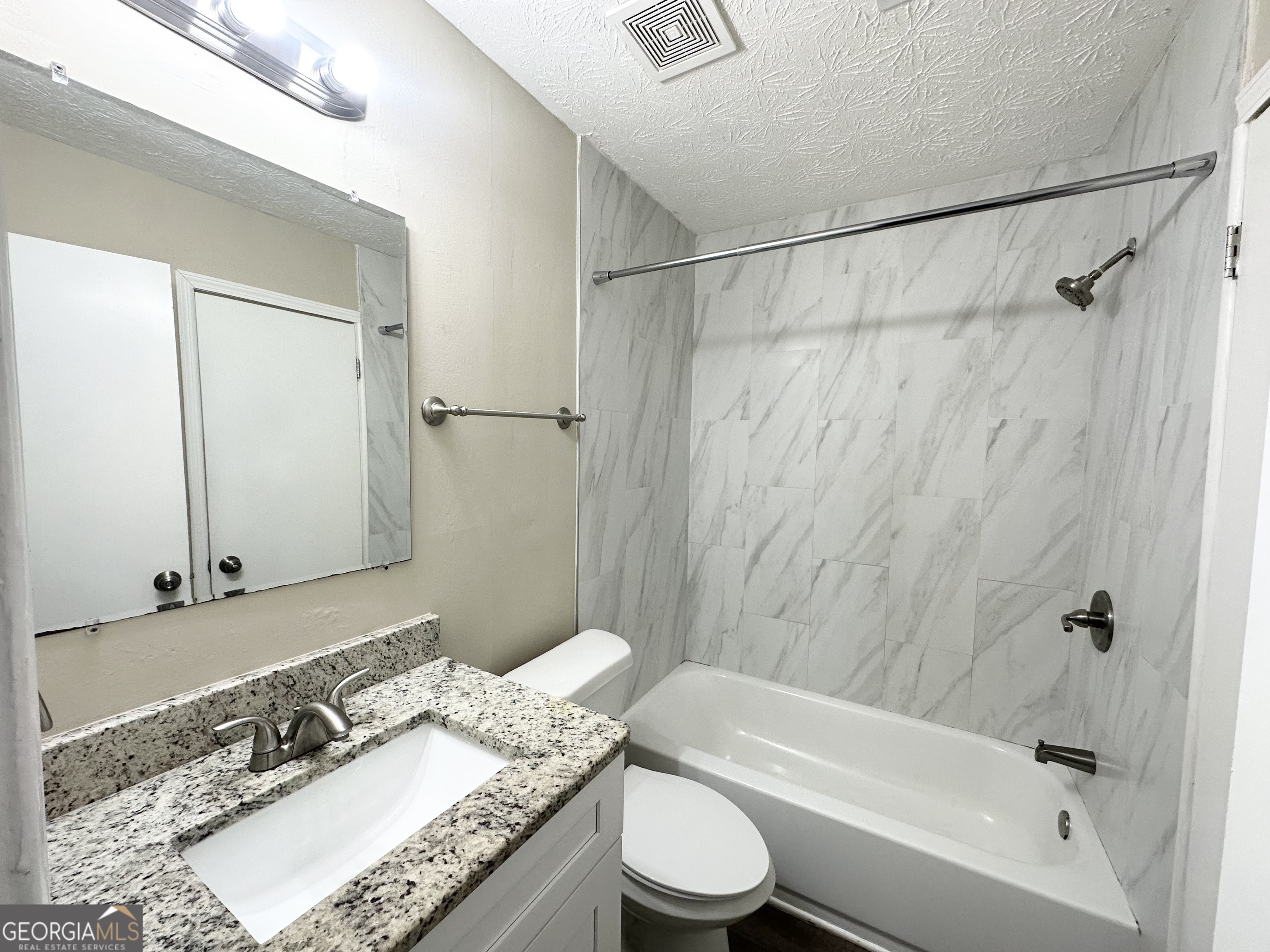 4864 Brookstone Parkway Property Photo 8