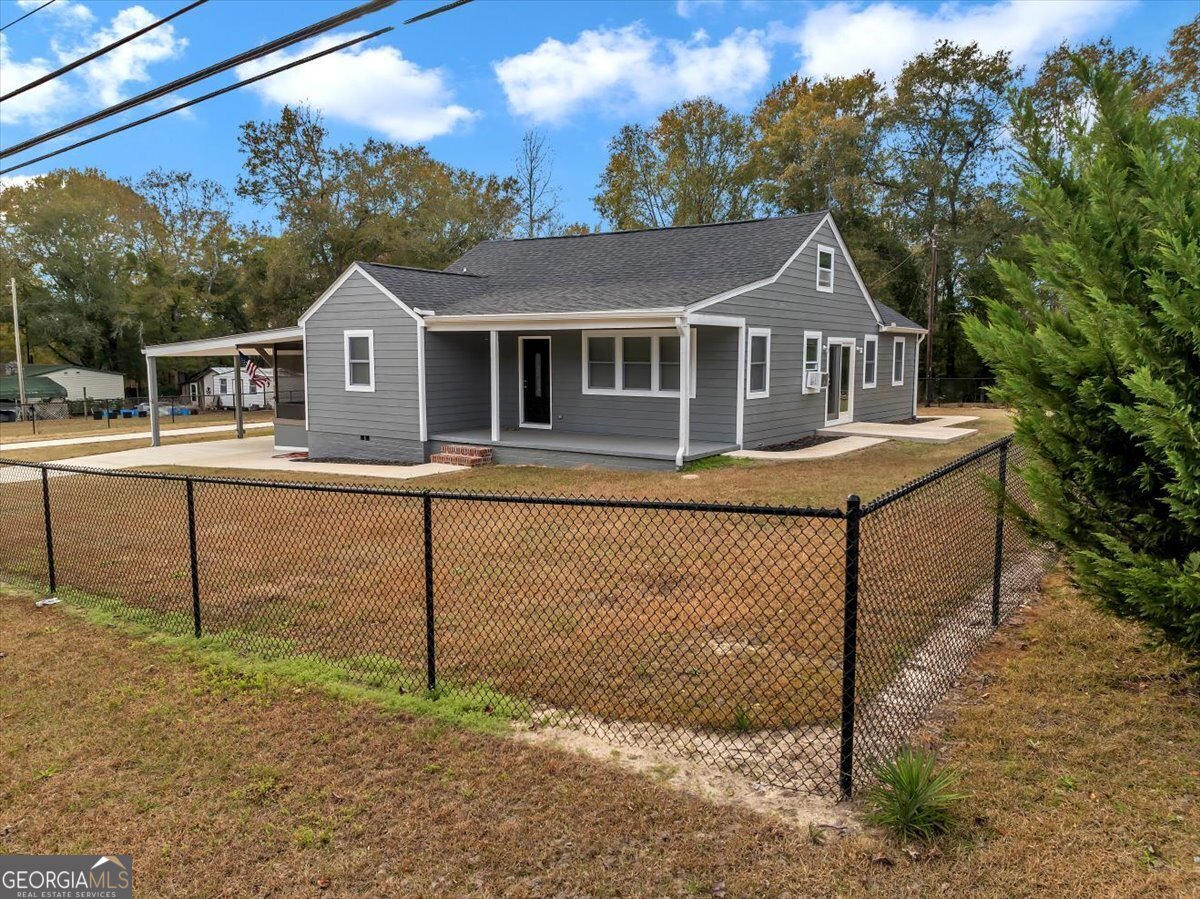257 Macon Road Property Photo 2