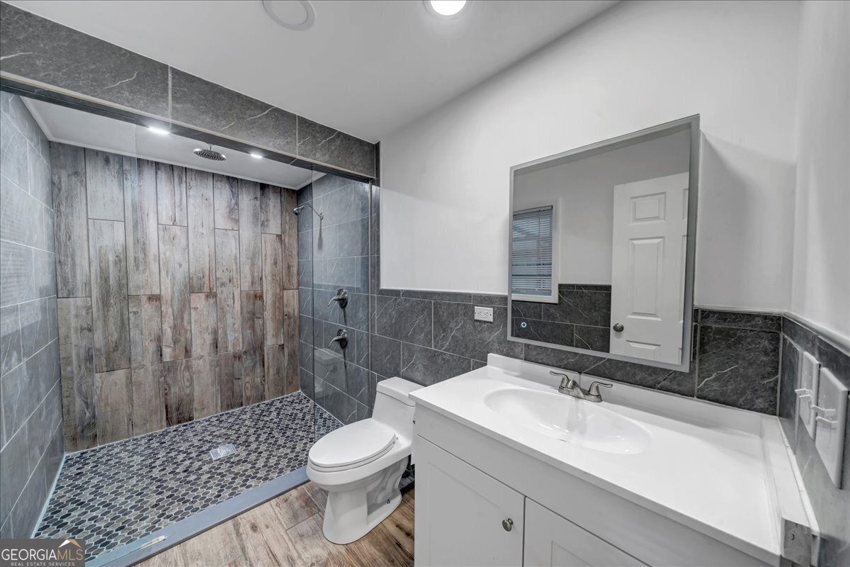 257 Macon Road Property Photo 26