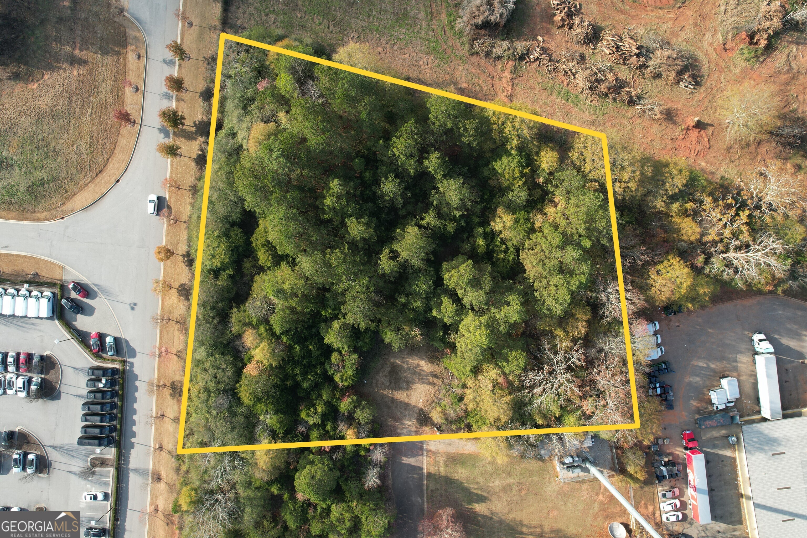 1020 Tower Place Property Photo 4
