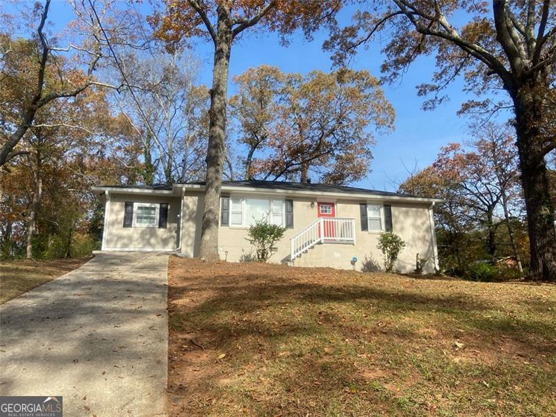 2490 Brentwood Road Property Photo 1