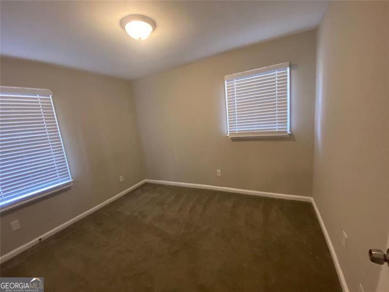 2490 Brentwood Road Property Photo 16