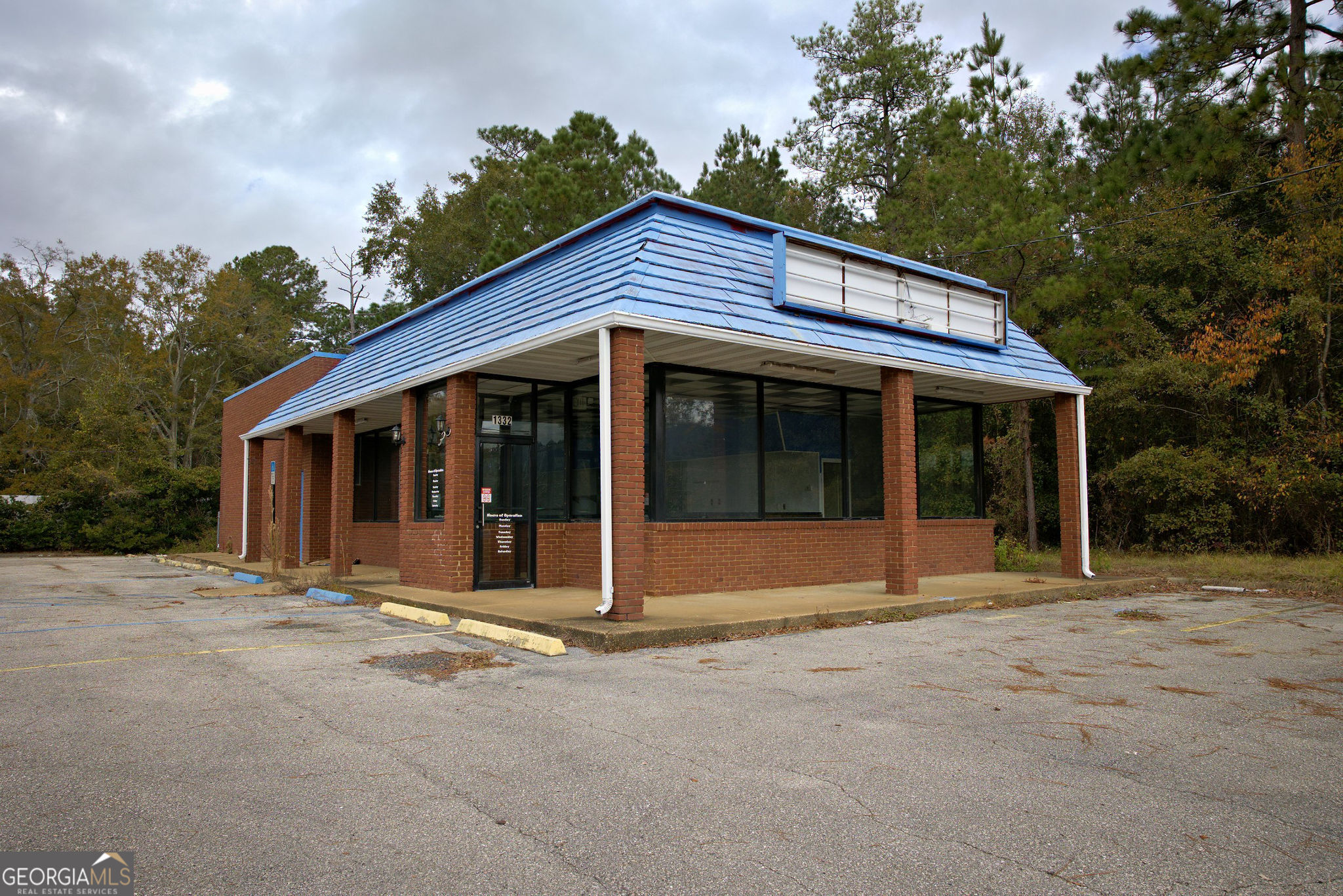 1332 W Jackson Street Property Photo