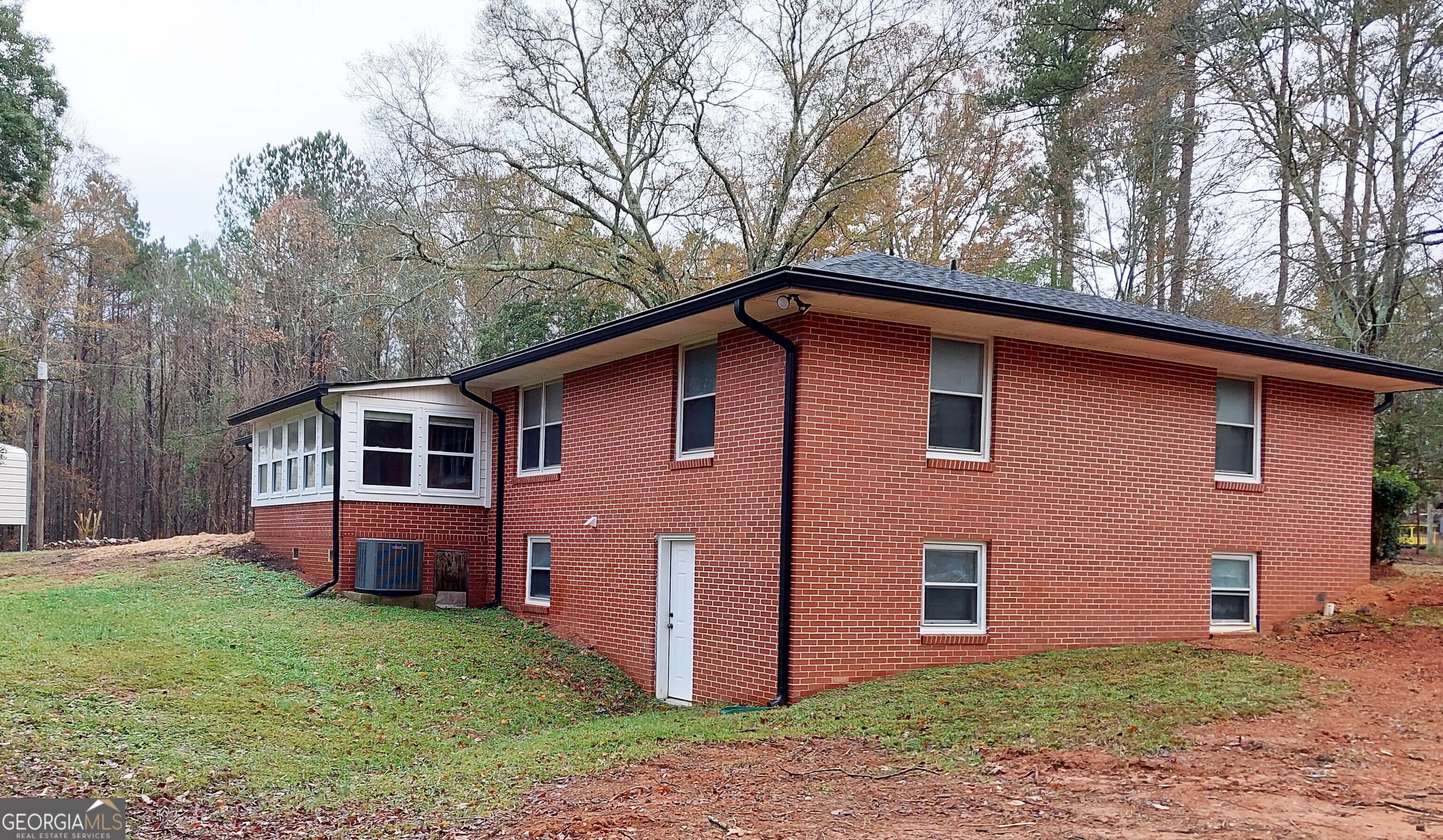 2193 Hiram Douglasville Highway Property Photo 5