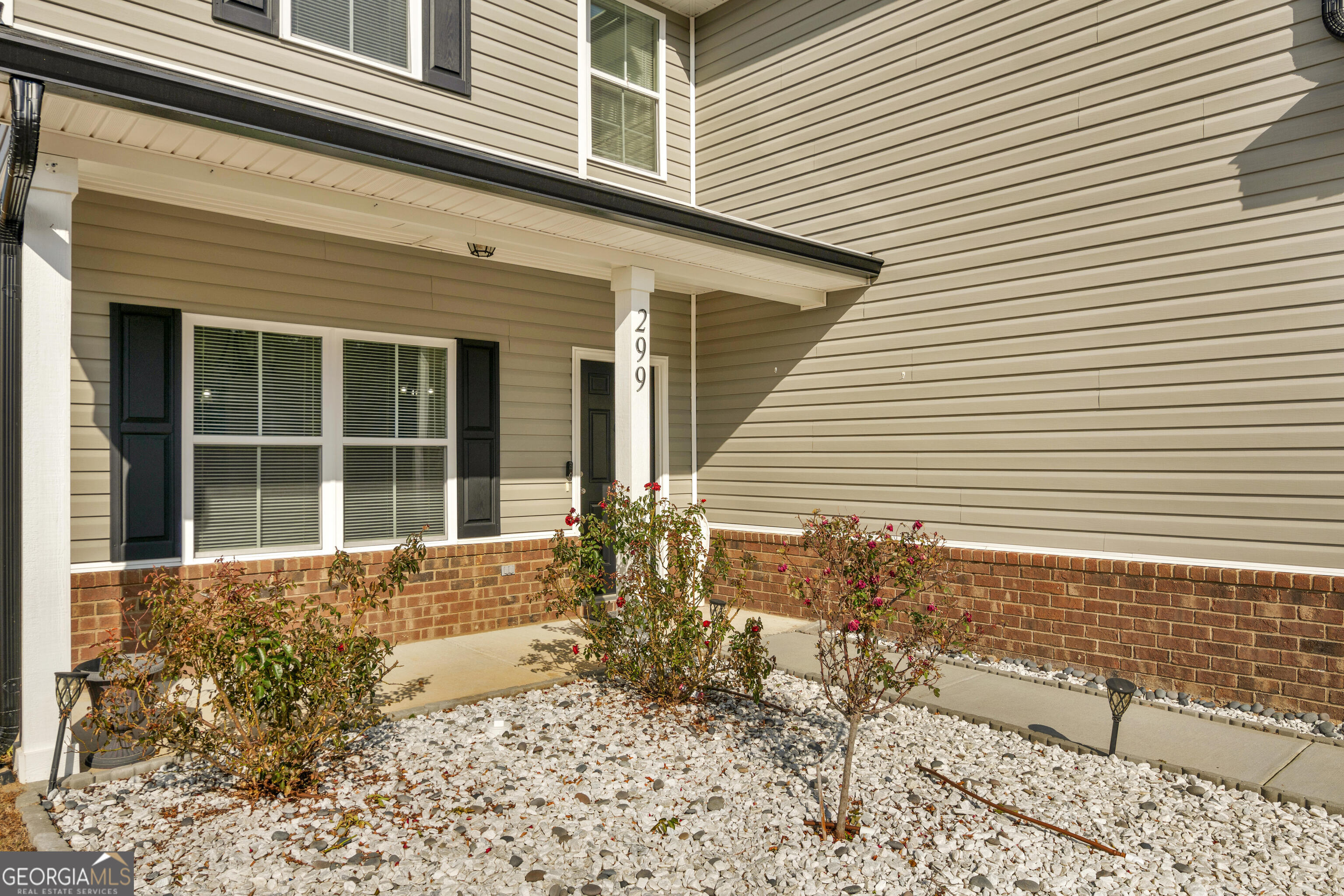 299 Archibald Avenue Se Property Photo 3
