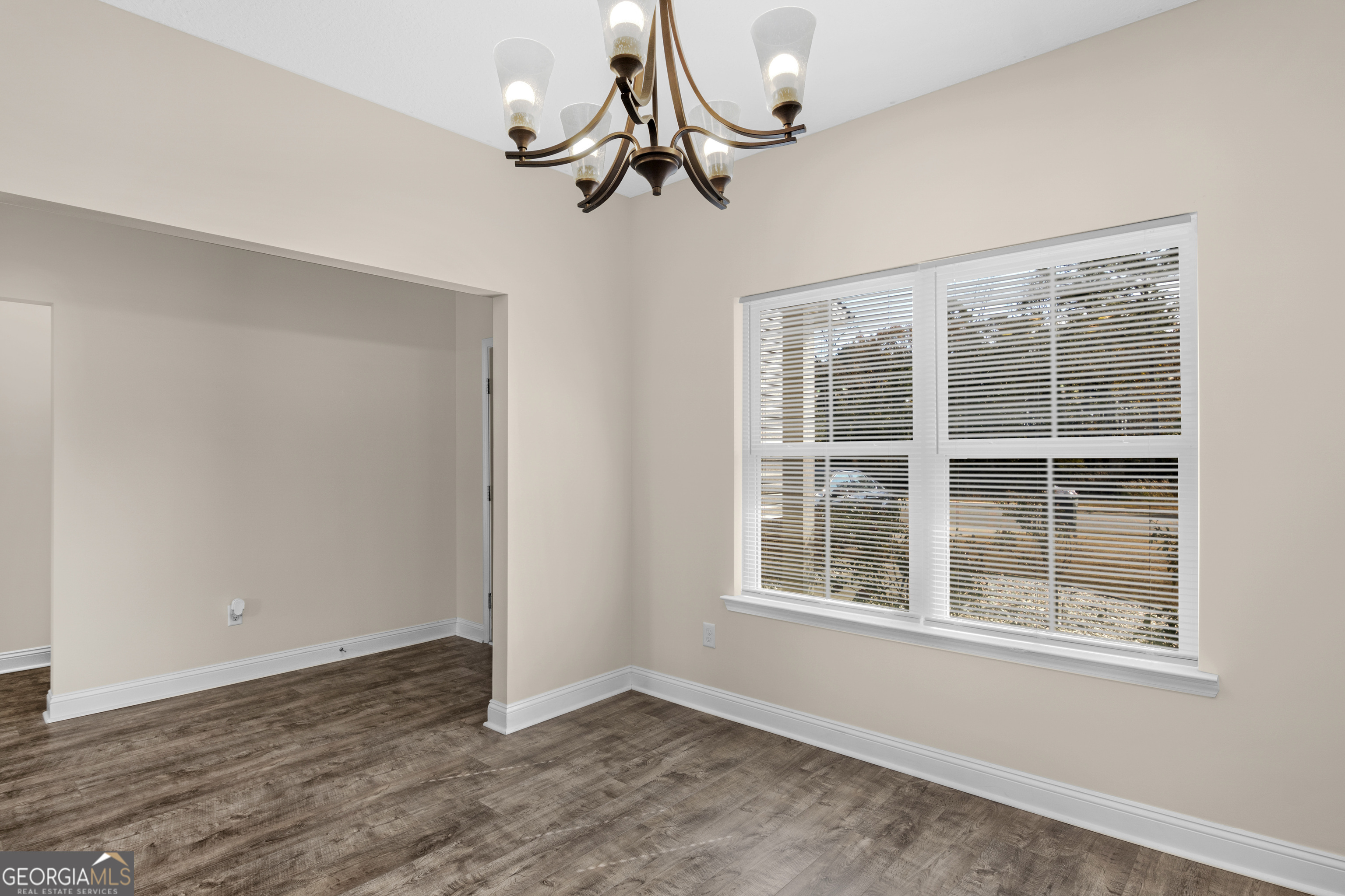 299 Archibald Avenue Se Property Photo 14