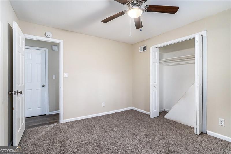 4404 Mercer Road Property Photo 9