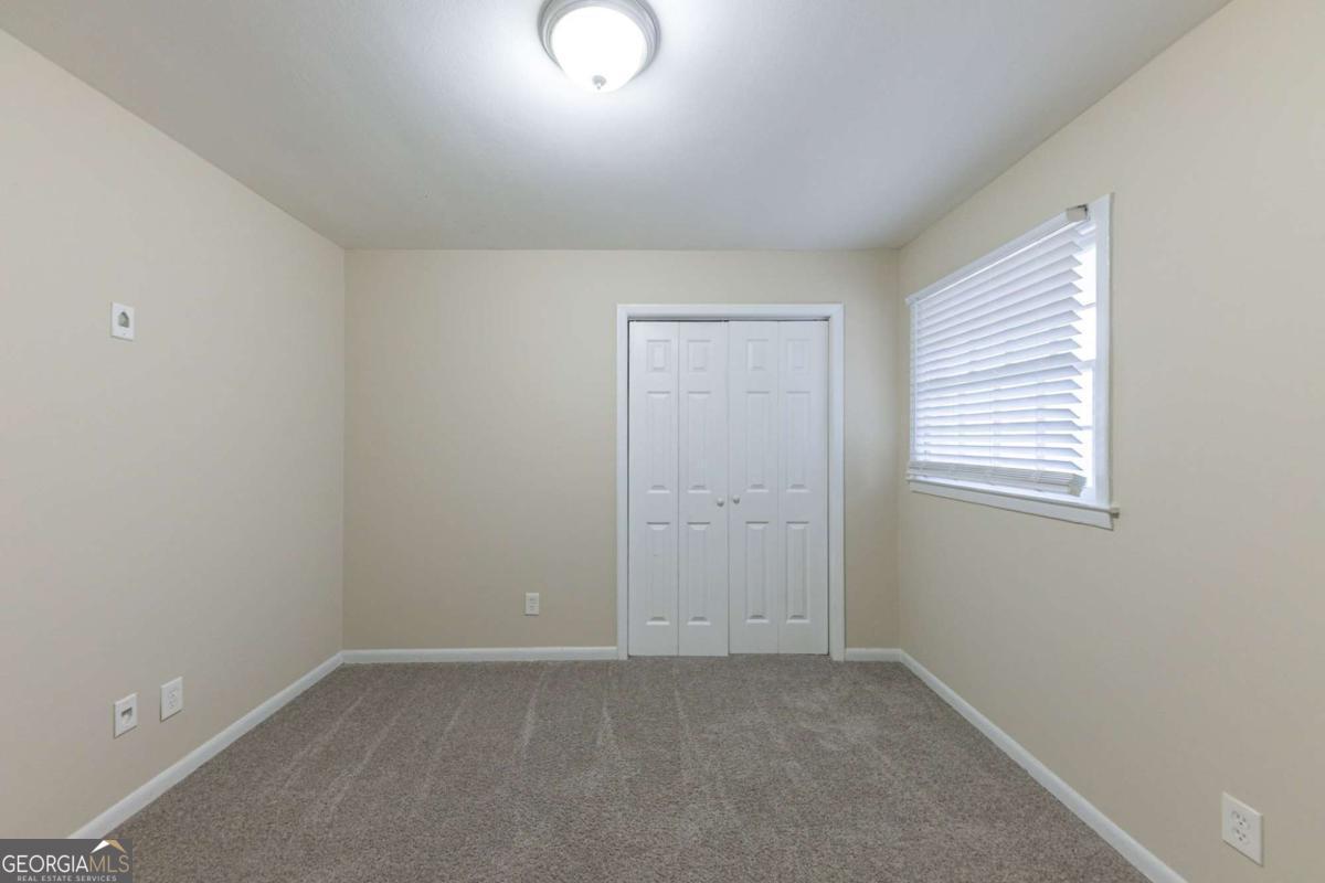 3390 Glenview Circle Sw Property Photo 17