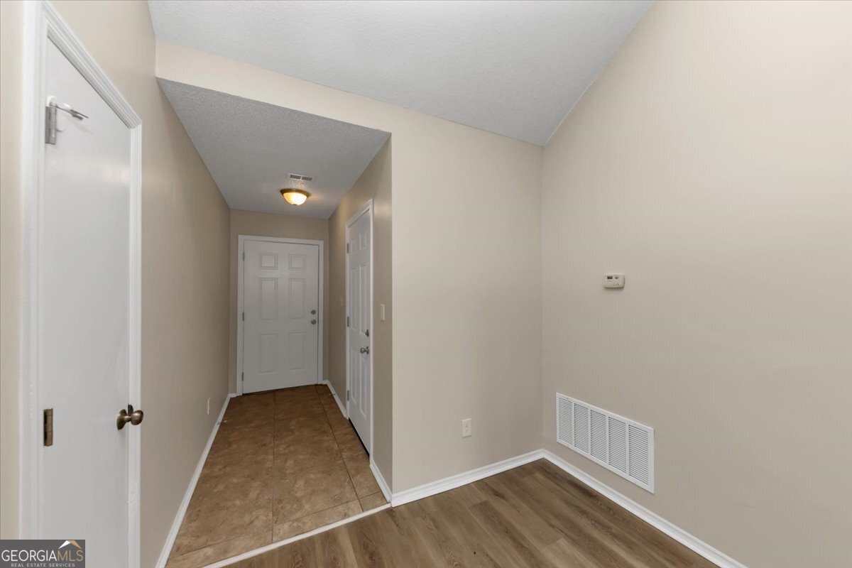 1299 Paddocks Way Property Photo 4