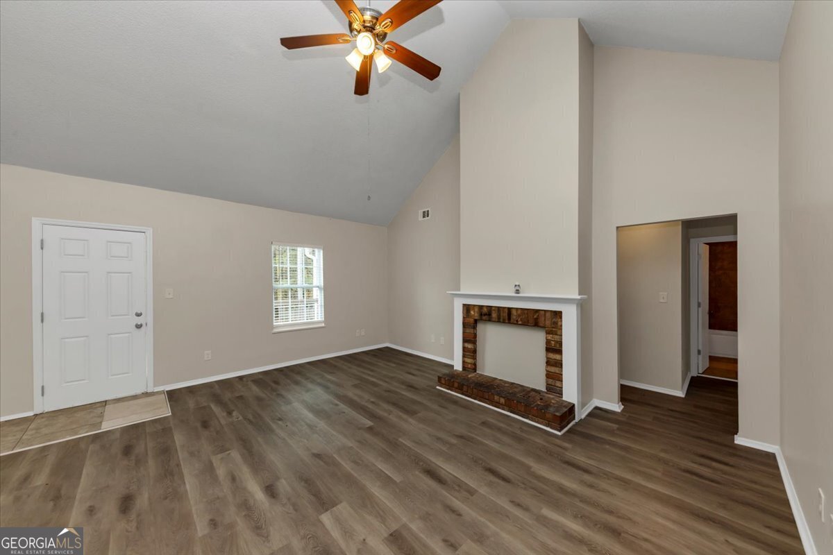 1299 Paddocks Way Property Photo 5